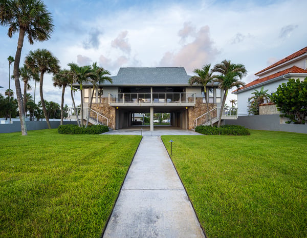 green lawn front yard landscape beds 4